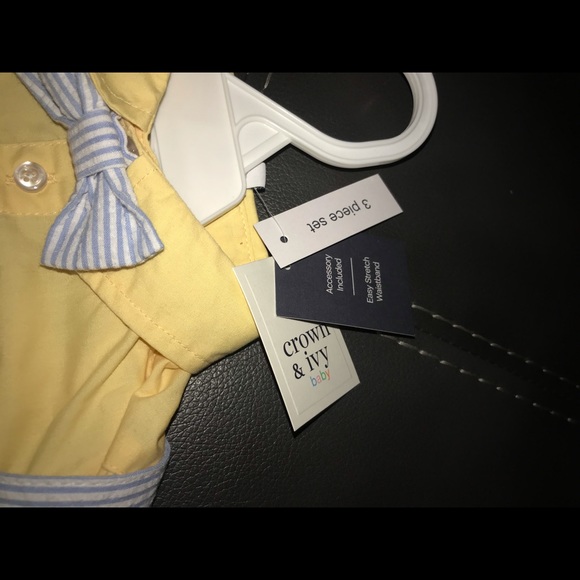 Crown & Ivy Short Set with Bow tie and Suspenders - Picture 2 of 4